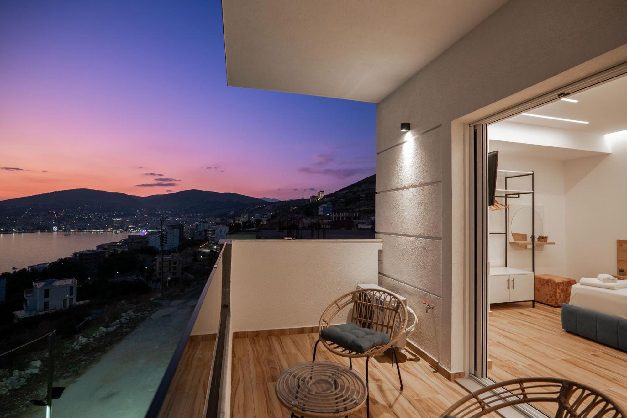 Vila Amare Sarandë Esterno foto