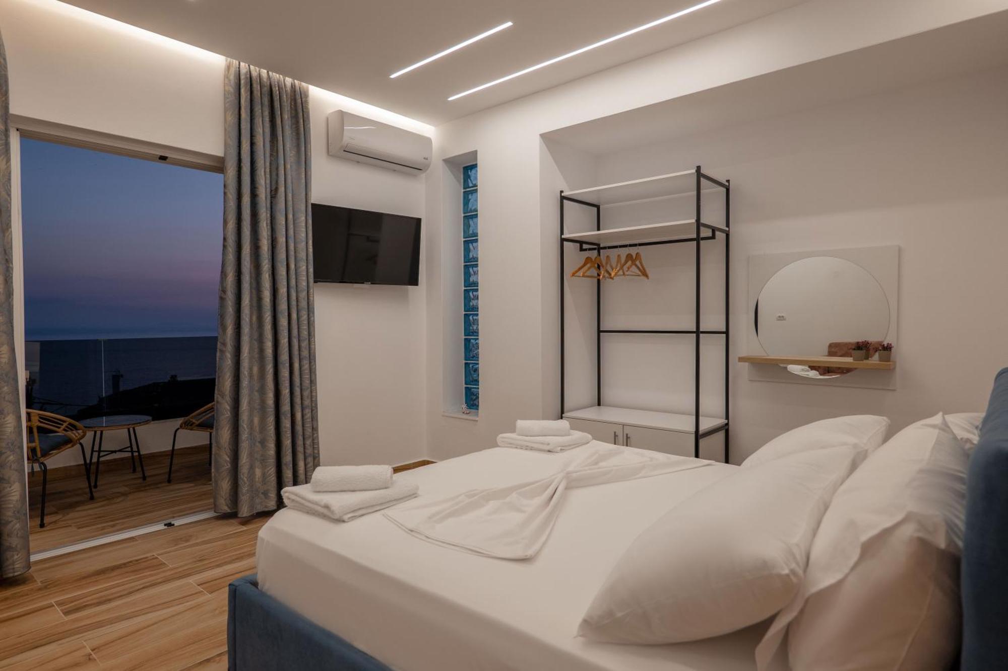 Vila Amare Sarandë Esterno foto