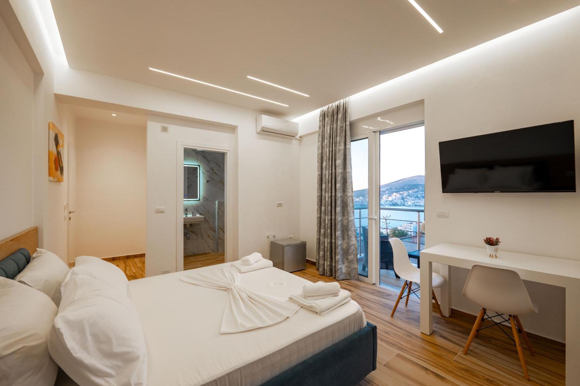 Vila Amare Sarandë Esterno foto