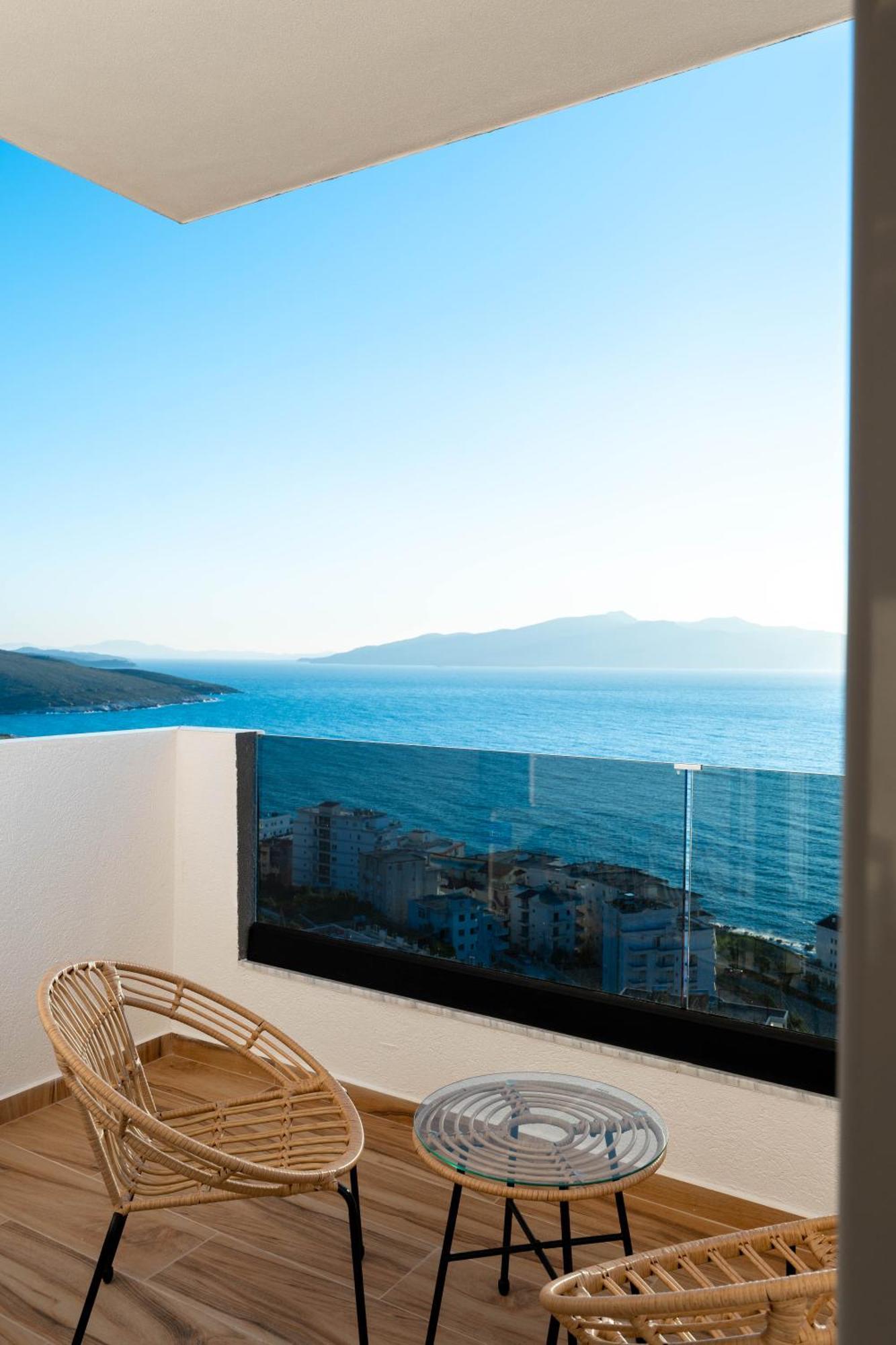 Vila Amare Sarandë Esterno foto